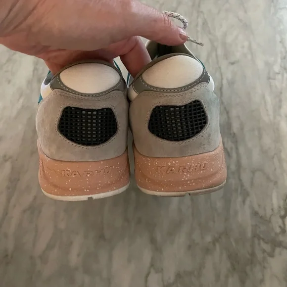 Anthropologie Karhu Sneakers size 8.5 men’s, 10 women’s - Picture 7 of 10